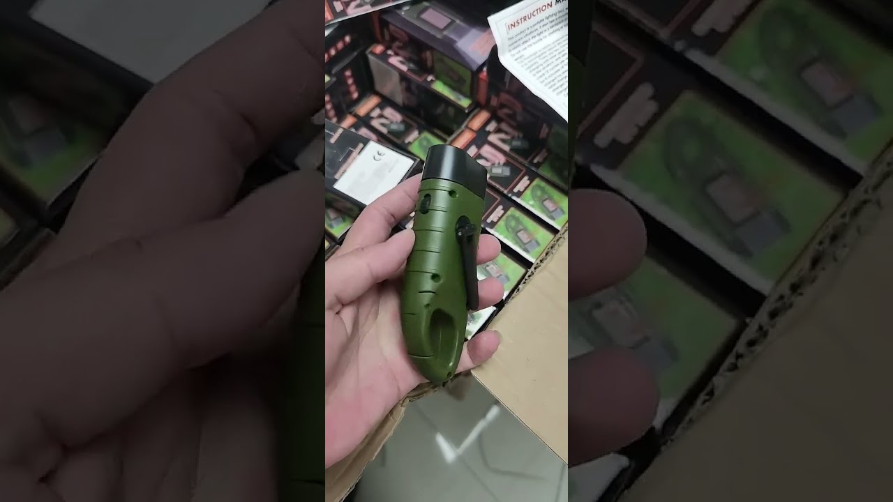 Hand Crank LED Flashlight Solar Powered Rechargeable Survival Gear Self Powered Charging for Hiking