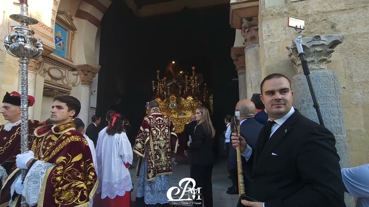 Salida Coronación de Espinas con motivo de la vuelta del Vía Crucis Magno de Córdoba 2025