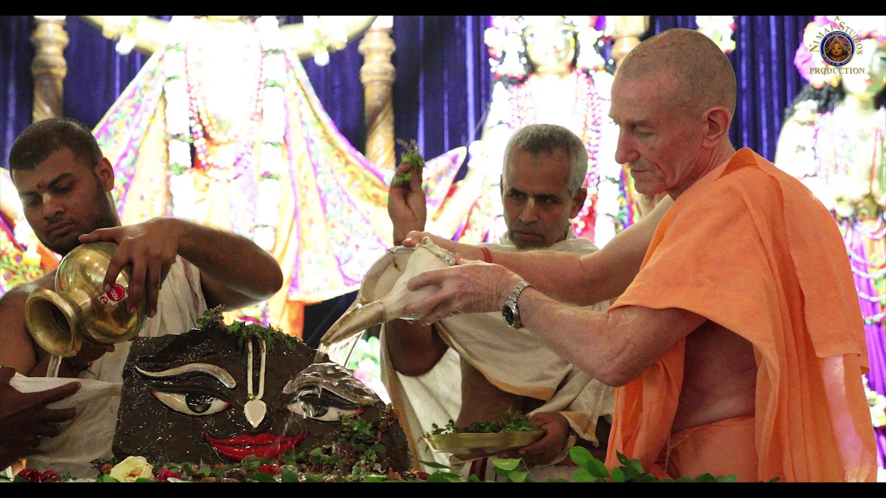 Govardhan Puja Festival held in Sri Dhama Mayapur on Nov.8, 2018. 4K Video.