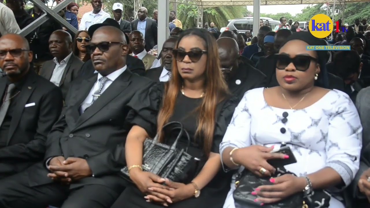 ANAFEK : OBSÈQUES DE FEUE Mme CÉCILE MUGITI KAZEMBE, ÉPOUSE DU GOUVERNEUR MARTIN KAZEMBE SHULA