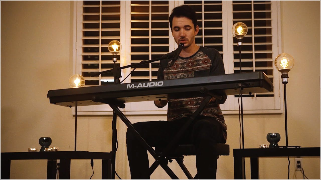 Shawn Mendes - There's Nothing Holdin' Me Back (Piano cover by Corey Gray)