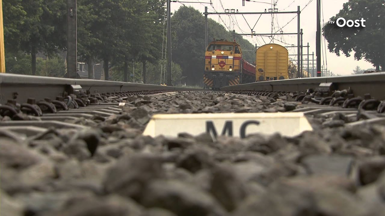 ProRail maakt vaart met vernieuwing van spoor tussen Mariënberg en Coevorden