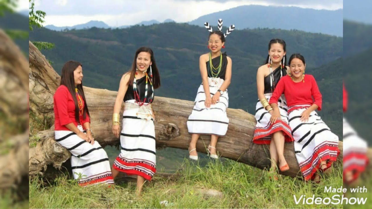 Beautiful Naga girls in traditional attire || Maram naga ladies 🎶 #marameipui Maram song