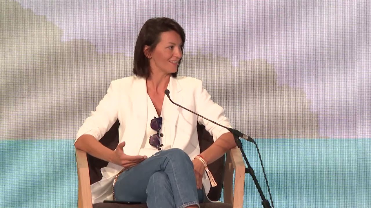 WEEKEND.15 // Vodimo li ponovno bitke na&scaron;ih baka? Ženska prava nakon Roe vs. Wade