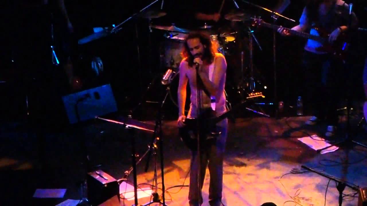 Κόρε Ύδρο - Χειραψία / Gay Anthem for the New Millenium (18-5-2013)