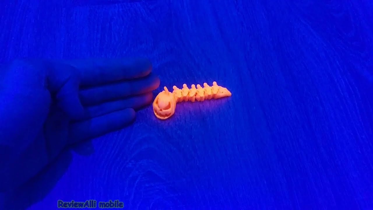 Ультрафиолетовая лампа Uniel UV LED 370-420 нм – распаковка и осмотр. Светодиодная УФ-лампочка.