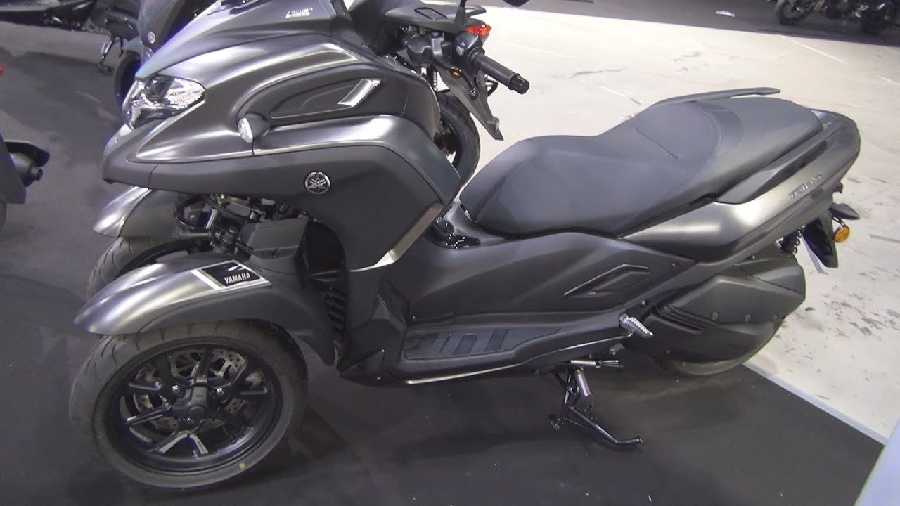 Yamaha Tricity 300 Tricycle (2024) Exterior and Interior