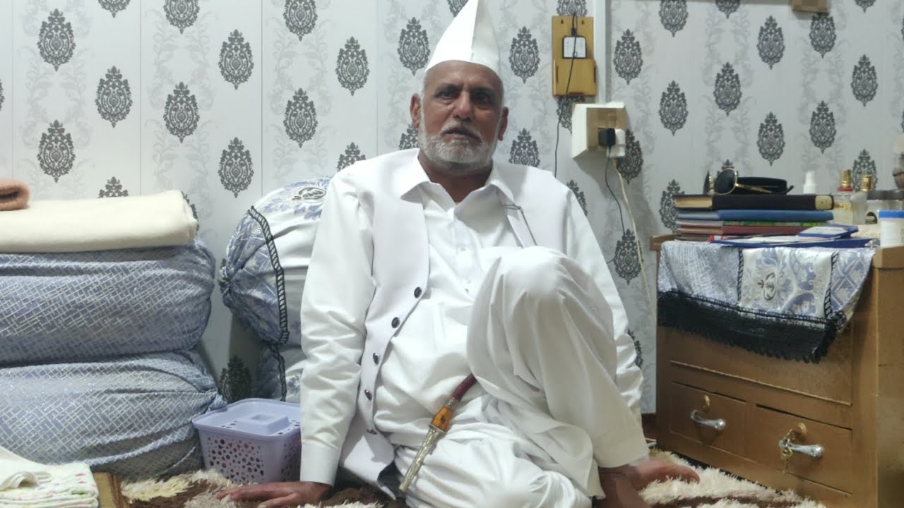 سرکار پاک کا اپنے پیر سے عشق اور محبت بھرا انداز
