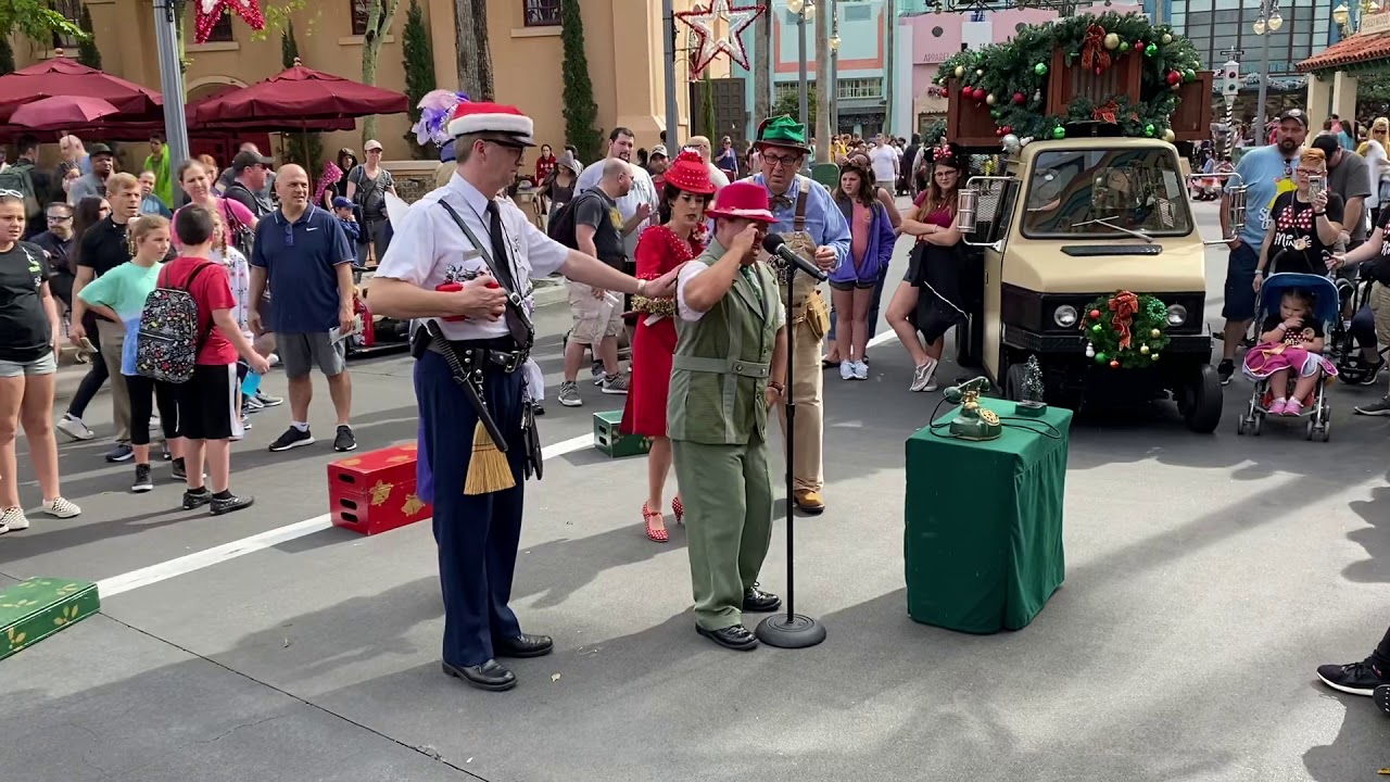 Citizens of Hollywood-Holiday Glee Club