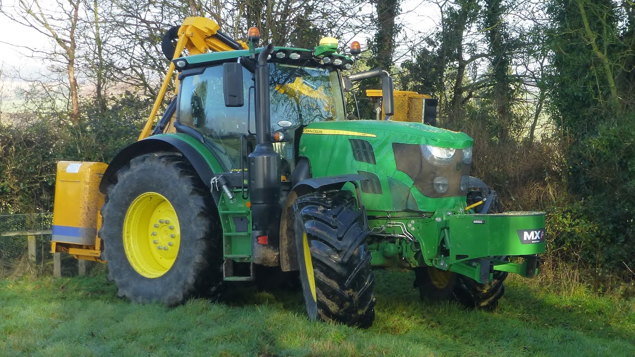 FARMING INSIGHTS | Winter Hedge Cutting | John Deere 6215R & Shelbourne Reynolds
