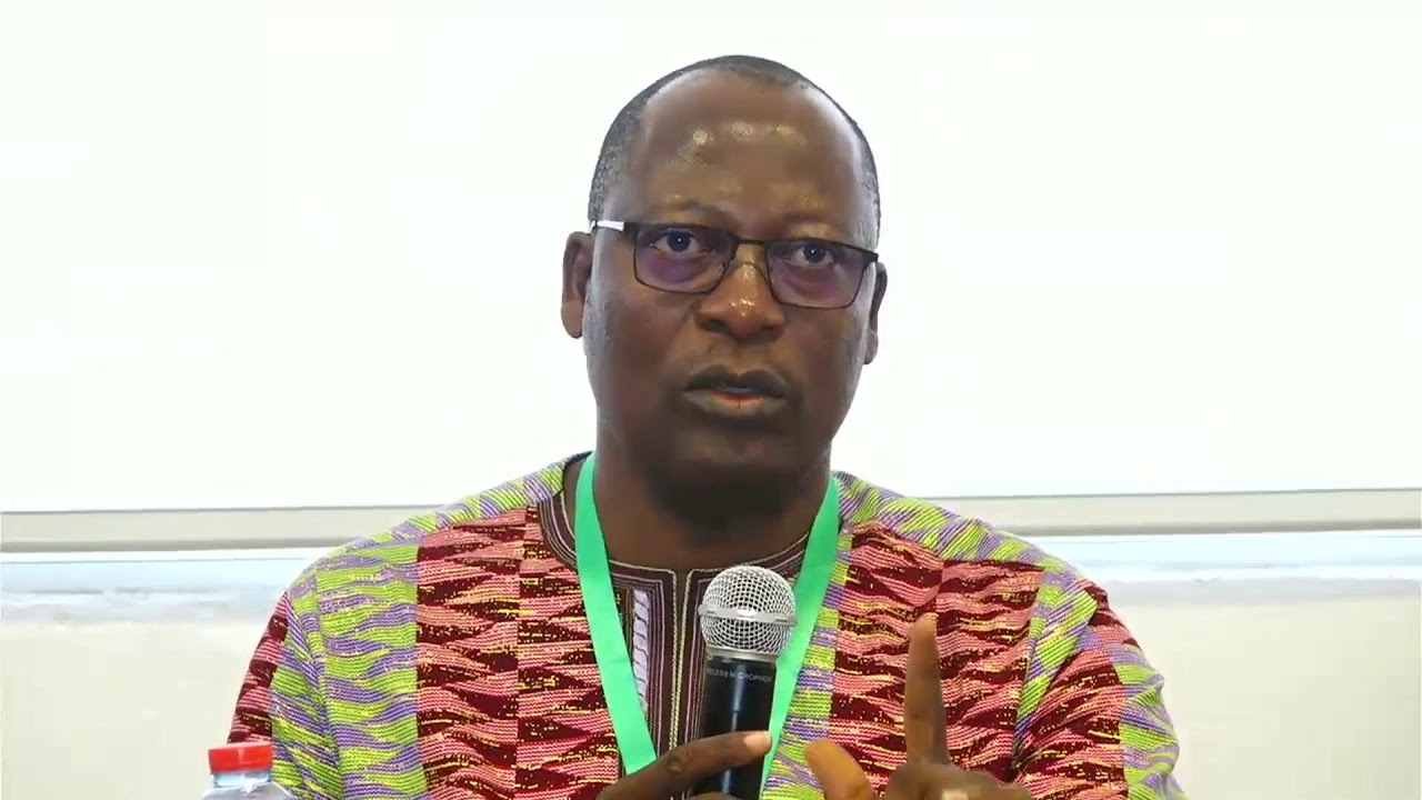 COLLOQUE SCIENTIFIQUE INTERNATIONAL (Universit&eacute; D&rsquo;Abomey-Calavi).
