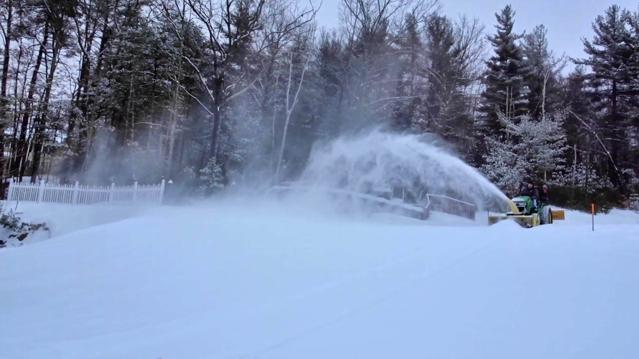 John Deere 2032R with 54