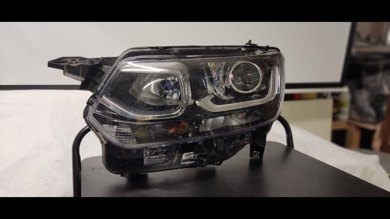 Citroen Berlingo 2020 - Установка Bi-Led линз