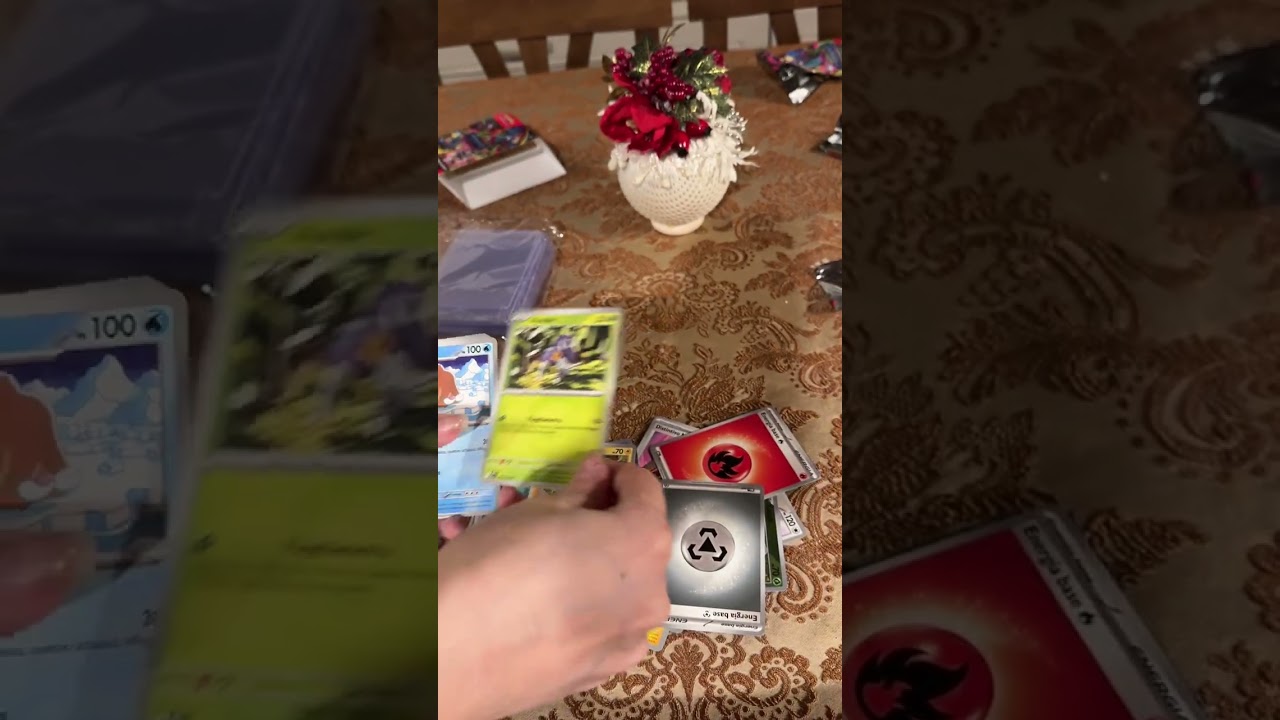 Pokémon unboxing Phantasmal Flames  Alla ricerca di Charizard!!