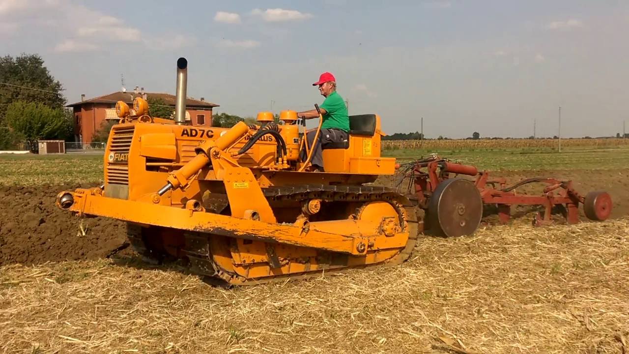 ARATURA STORICA FIAT AD7C TURBO E FIAT 70C AL LAVORO