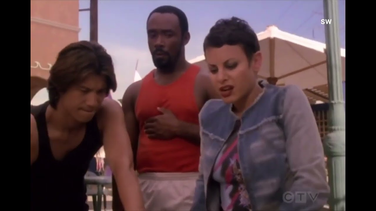 Natalie Raitano in jeans 00