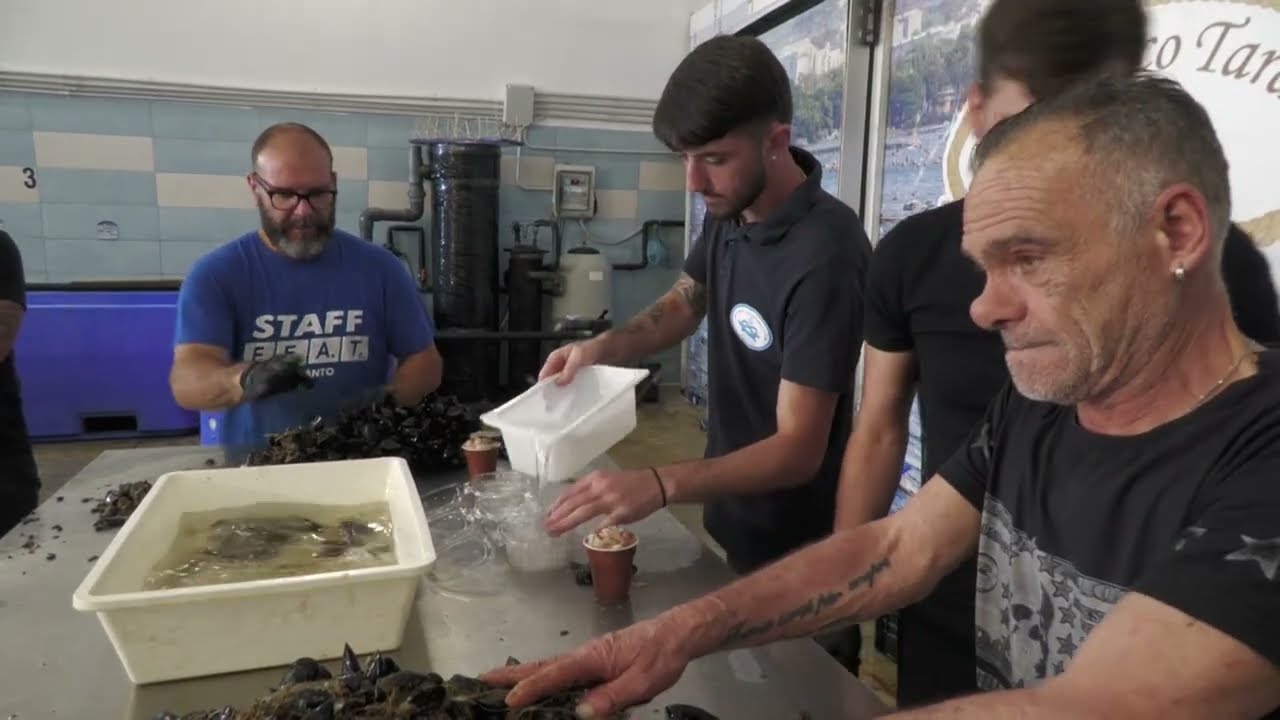 La cozza tarantina: tesoro del Mar Piccolo e anima di Taranto