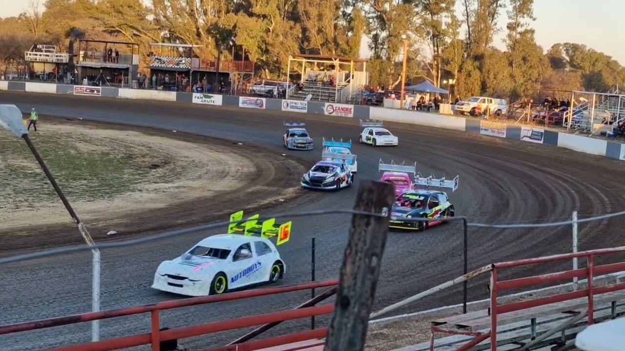 Schoemanspark 2 Aug 2025 Hotrods Heat 2
