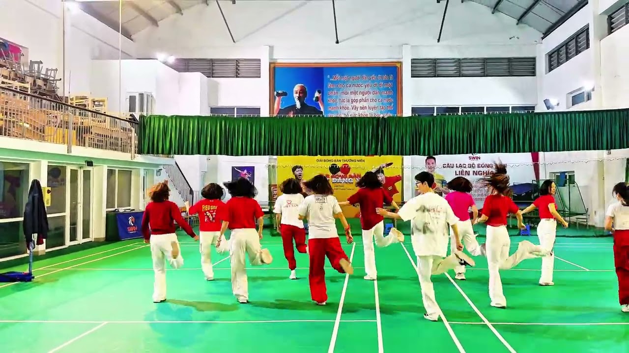 Ít nhưng dài lâu Shuffle dance 