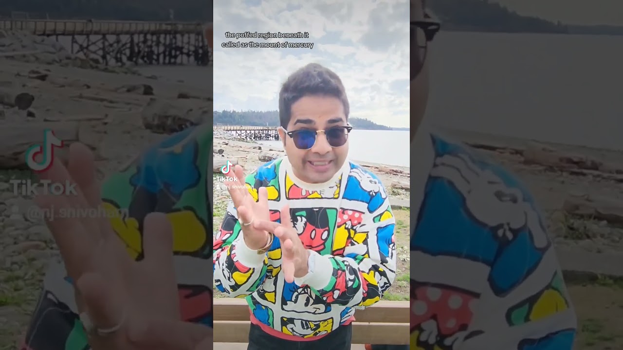 Signs in your Palm that you could become a stand-up comedian or performer. #astrology #palmistry