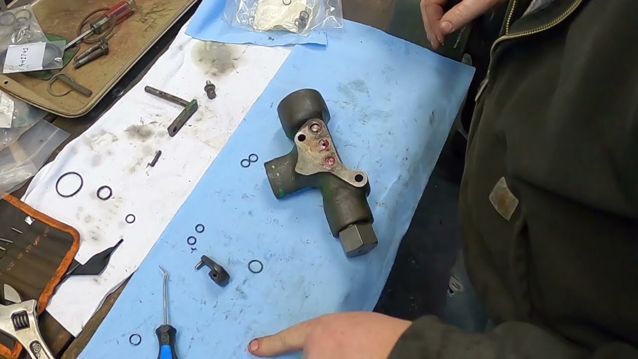 PTO Control Valve Reseal for the Oliver 1855