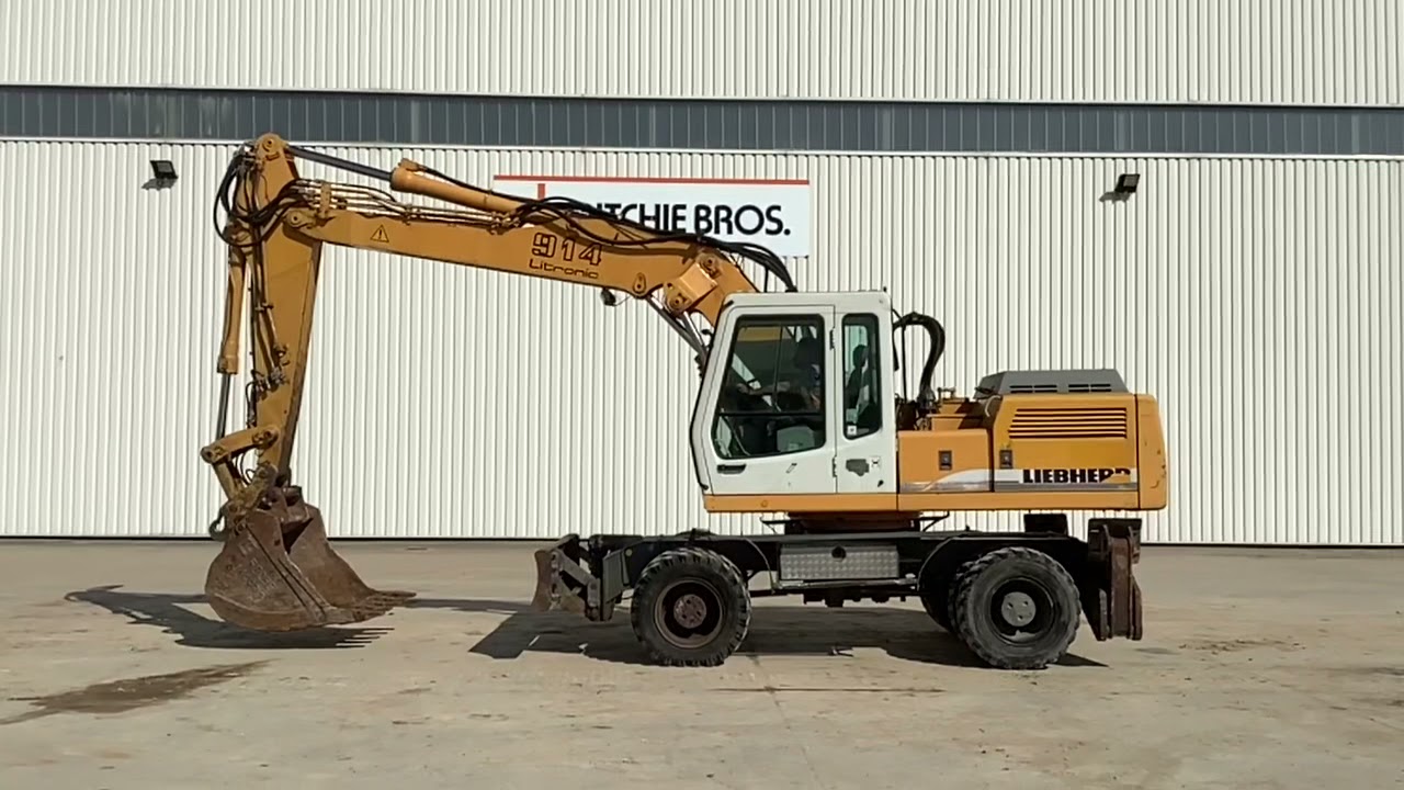 2002 Liebherr A914 Litronic Mobile Excavator I St Aubin, France Auction - 29 & 30 September
