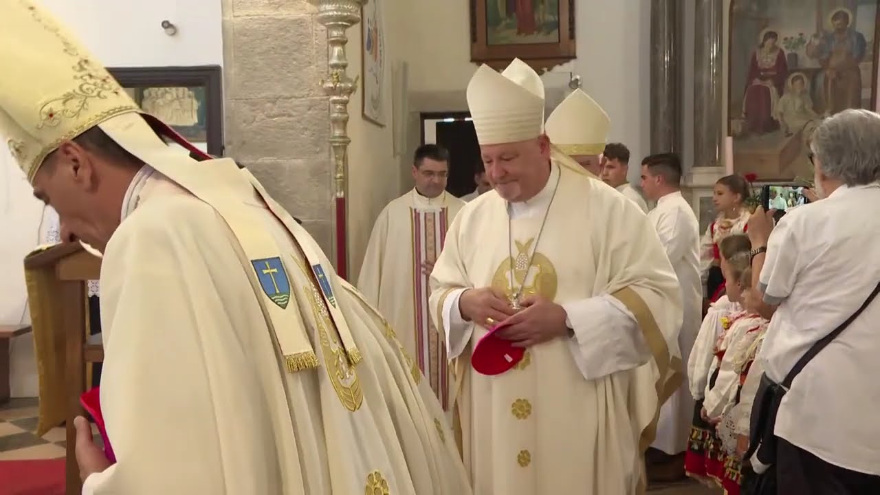 Sveta Misa: 50. obljetnica svećeništva kardinala Josipa Bozanića (Vrbnik, otok Krk)