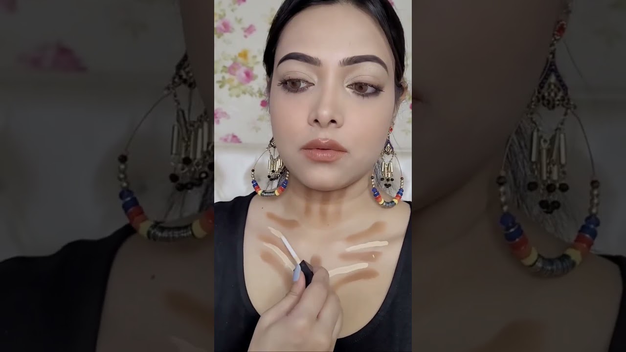 Neck & Cleavage Contour Hack 😍 | #shorts | SUGAR Cosmetics