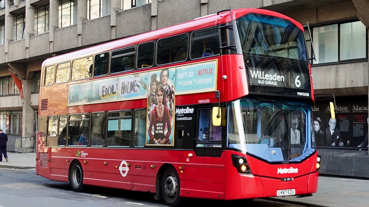 London Bus Route 6 - Aldwych to Willesden - Subtitles