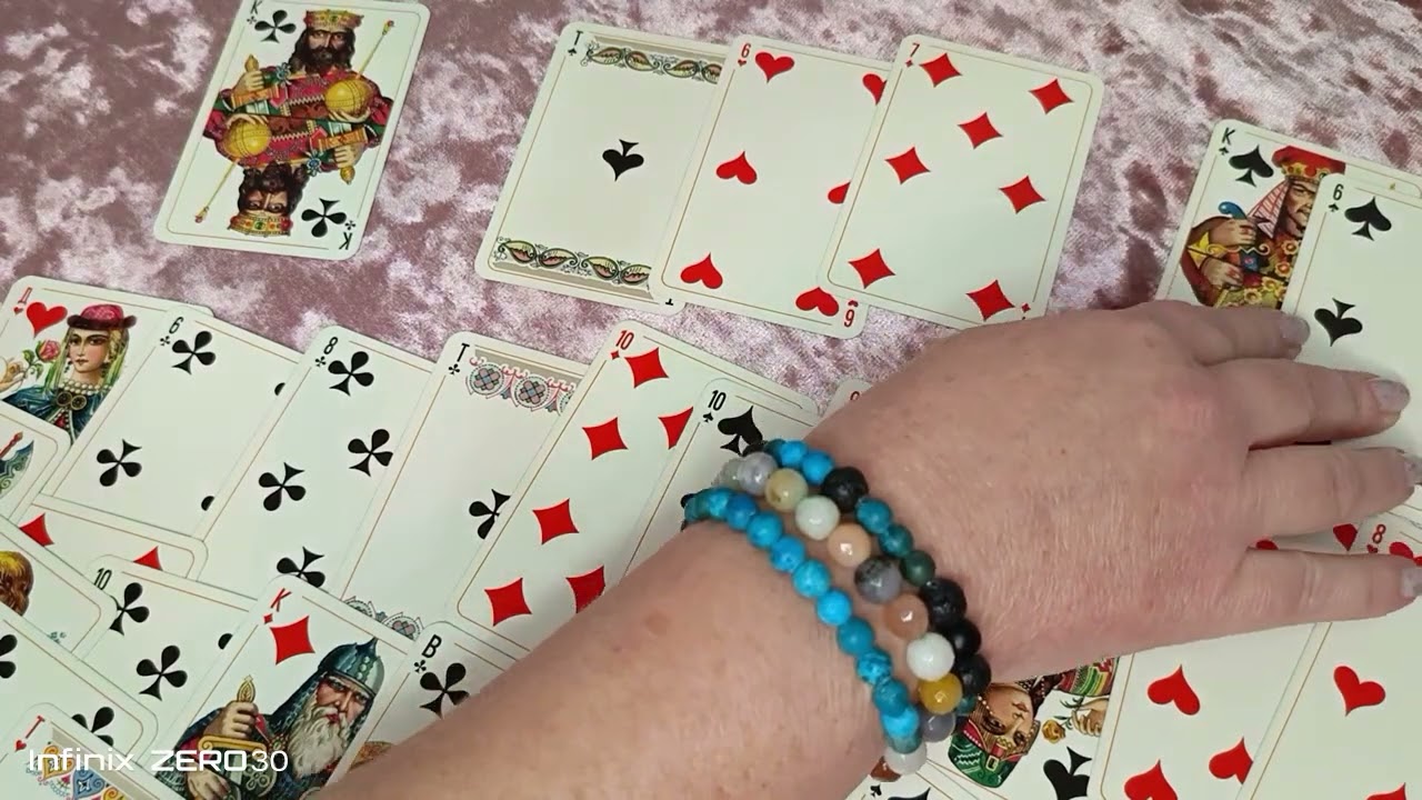 РАССТАНЕТСЯ ЛИ КРЕСТОВЫЙ КОРОЛЬ 👑 С БУБНОВОЙ ⁉️♦️👁️‍🗨️ #крестовый