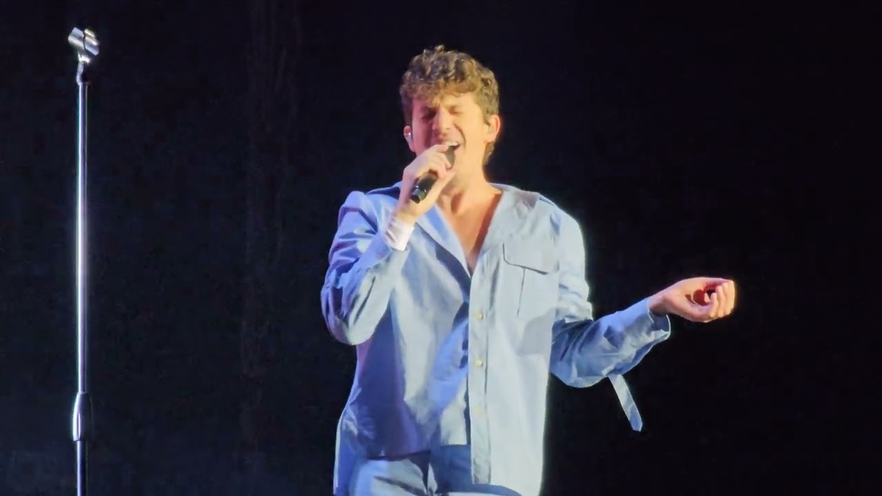 Light Switch - Charlie Puth (Fancam) The 