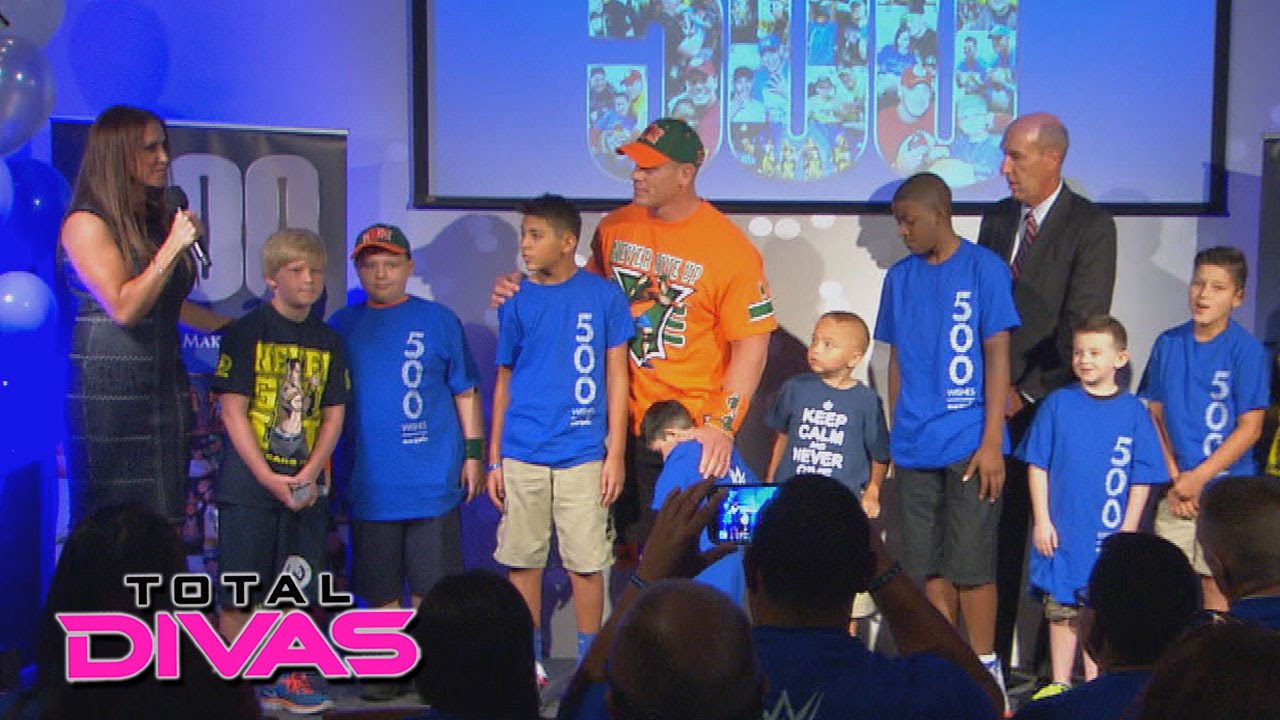 John Cena celebrates his Make-A-Wish record: Total Divas, January 26, 2016