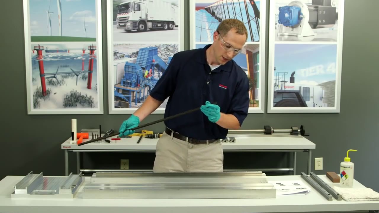 Montagem de guia linear REXROTH Parte 1