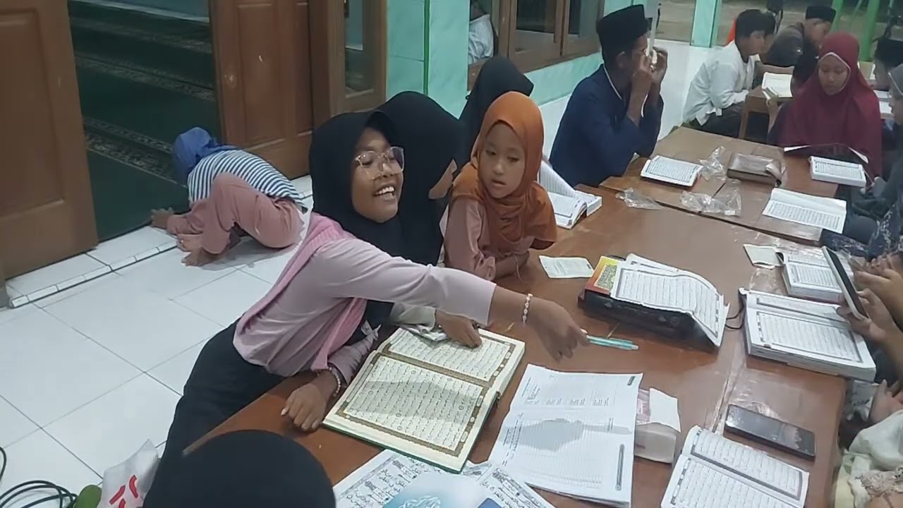 Sorotan 7.50 - 12.50 Tadarus AL-QURAN Remaja Masjid 1 Ramadhan 1447H Masjid Baitul Mustaghfirin Mdg
