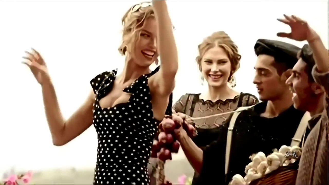 Nino Rota  Saraghina, La Rumba!