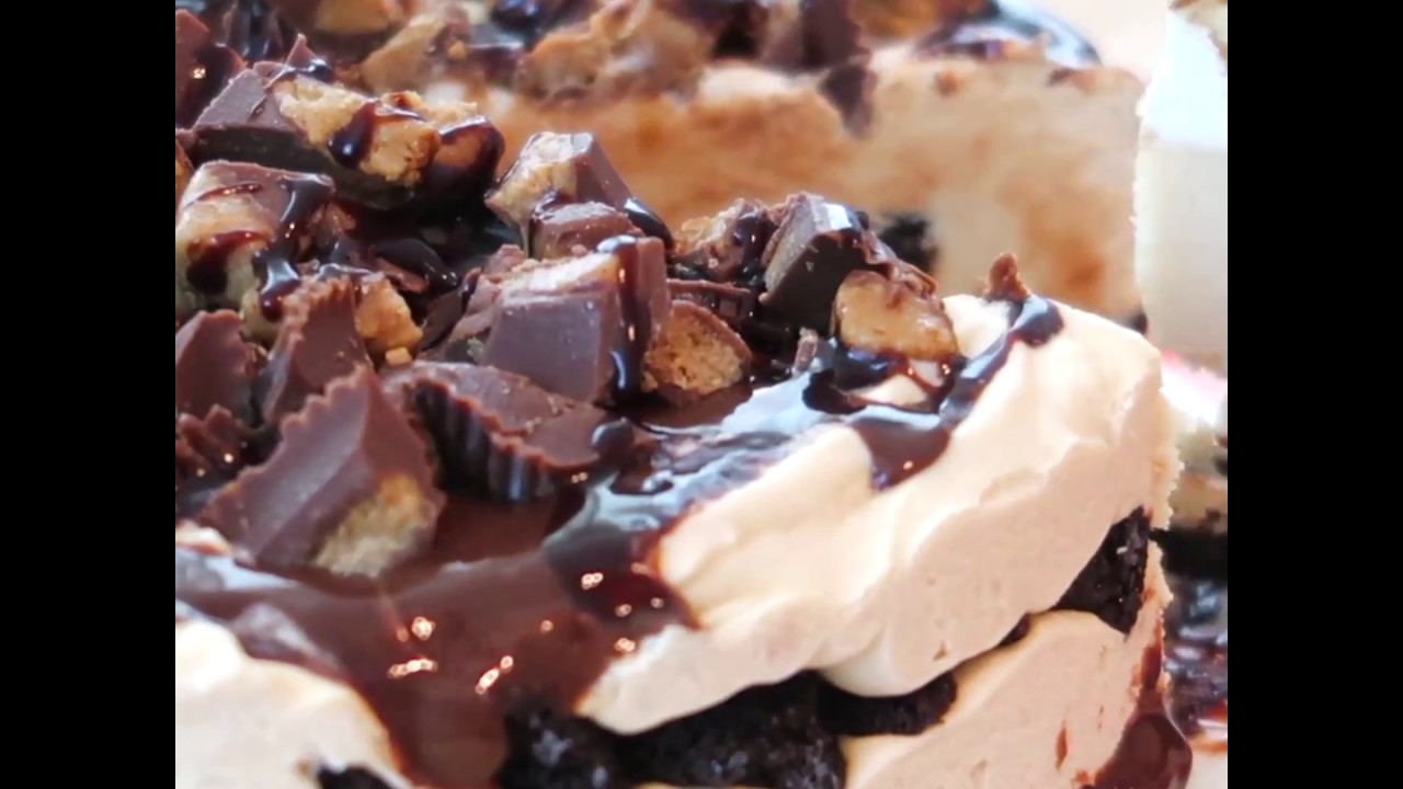 Peanut Butter Cup Brownie Cheesecake