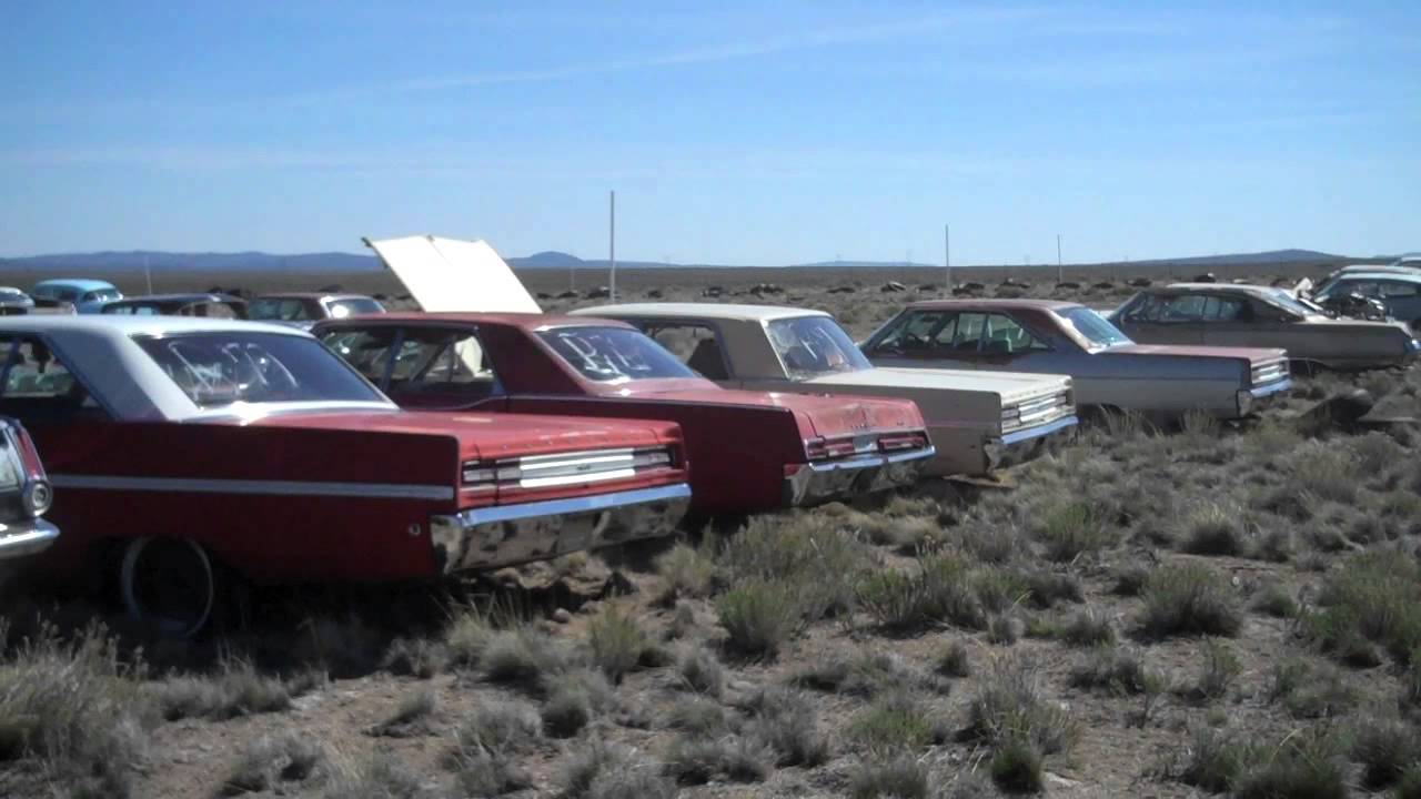 Kee collection draws Mopar enthusiasts