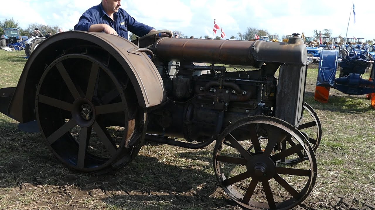 1925 - Fordson F Tractor Walkaround and Drive | DK Agriculture