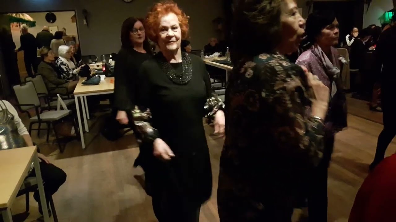 Deel-3)*Ajo Dansa Senang* Nieuwejaarsparty, M.m.v. *The Rocking Players* Zaterdag 13Jan.2024 De Bilt