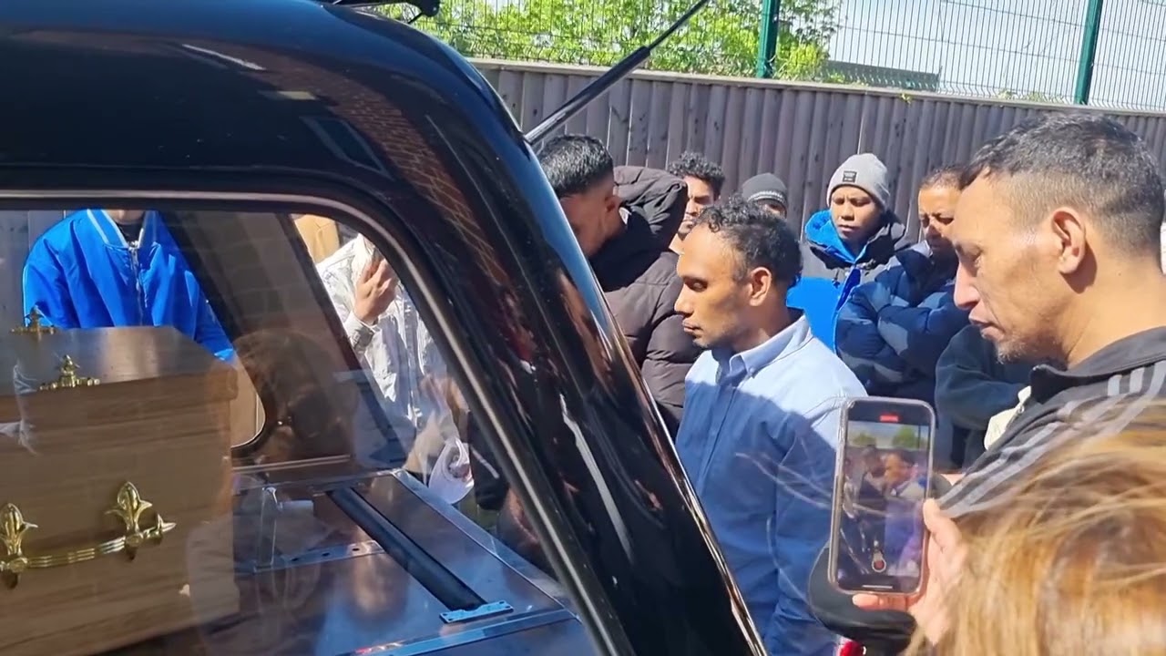 LIAN KULTURA LOSPALOS FATALUKU||ATU LORI SAI MATE ISIN HODI BA KNUA HORIK FATIN|||