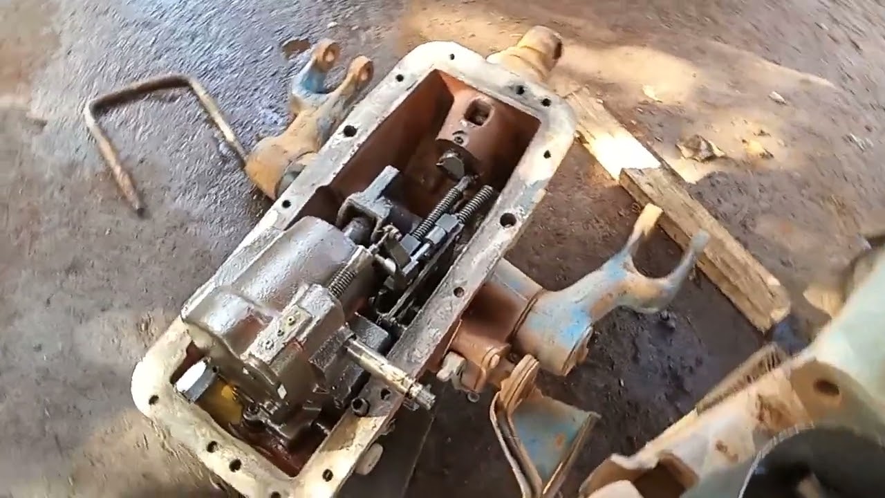 como tirar o tampão do hidráulico do trator Ford 6,600🇧🇷