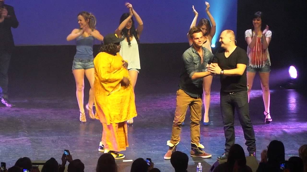 FINAL CAUET A LA CIGALE AVEC KEEN'V ET MAMA KONAKRY LE 26 MARS 2013 HD