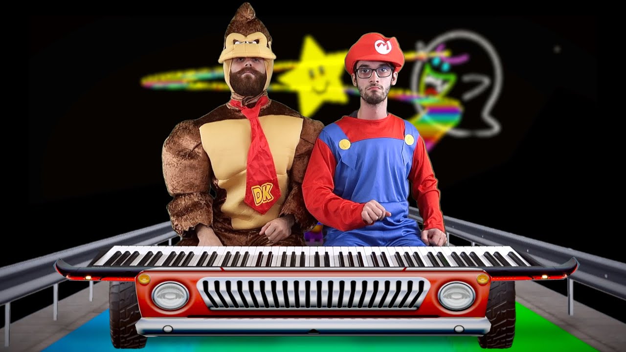 Two pianists play Rainbow Road ON Rainbow Road