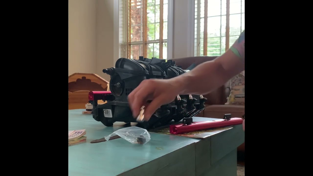 Tbss Intake upgrade…. Fuel rail install