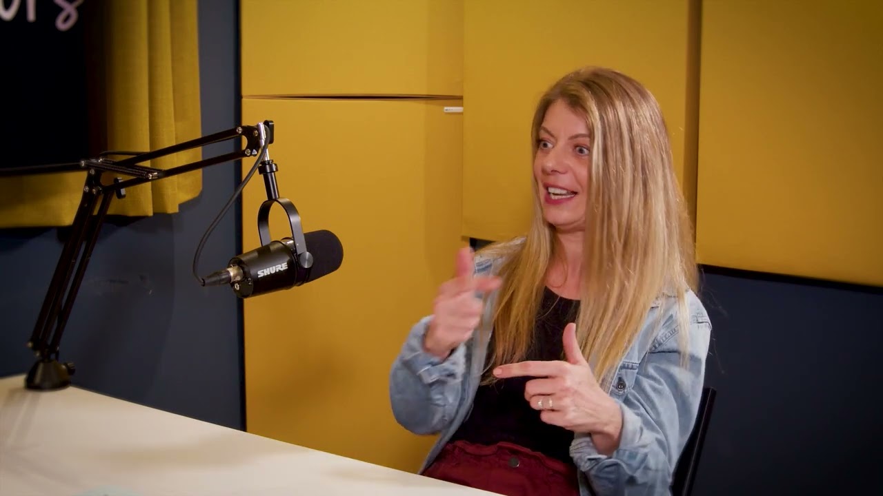 Ep 4 - Georgi Wronska 2nd AD chats all about Supporting Artists with Ollie B