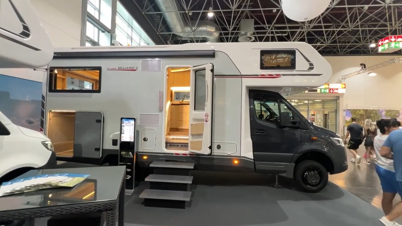 Wochner Mujaro II 470 ABG @ ABGS (2025) Interior And Exterior - Caravan Salon 2024 Dusseldorf