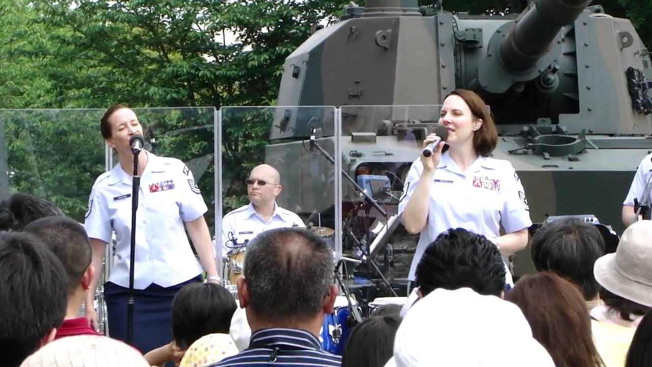 [20110508]USAF Pacific Trendsx復興支援応援CCTx4: MAH01272.MP4