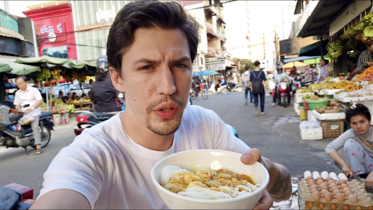 Only $1 | Eating Dinner on the Street  | Cheapest meal ever