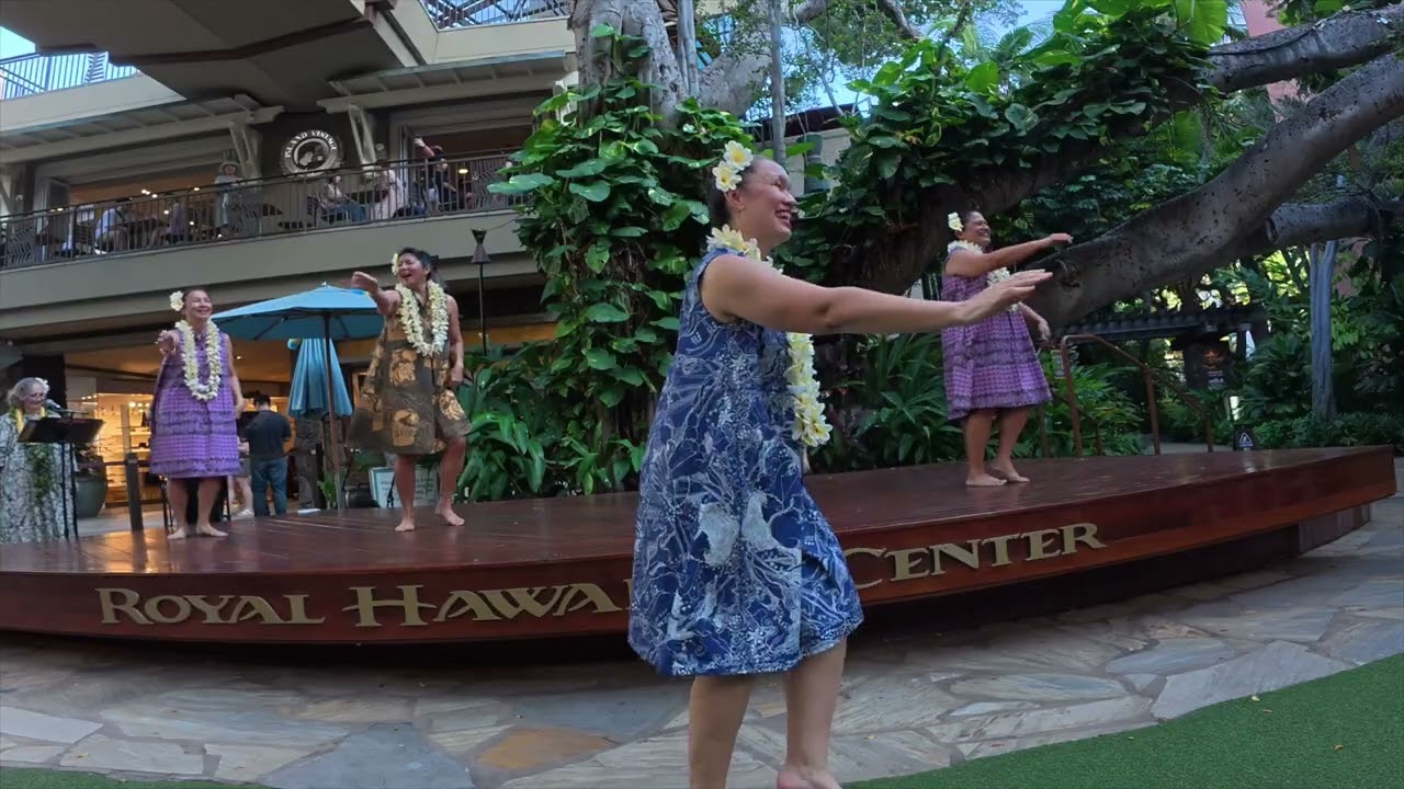 Четвертая сессия фестиваля хула имени принца Лота, #hulashow, #RoyalHawaiianCenter, #Waikiki, #Hula,