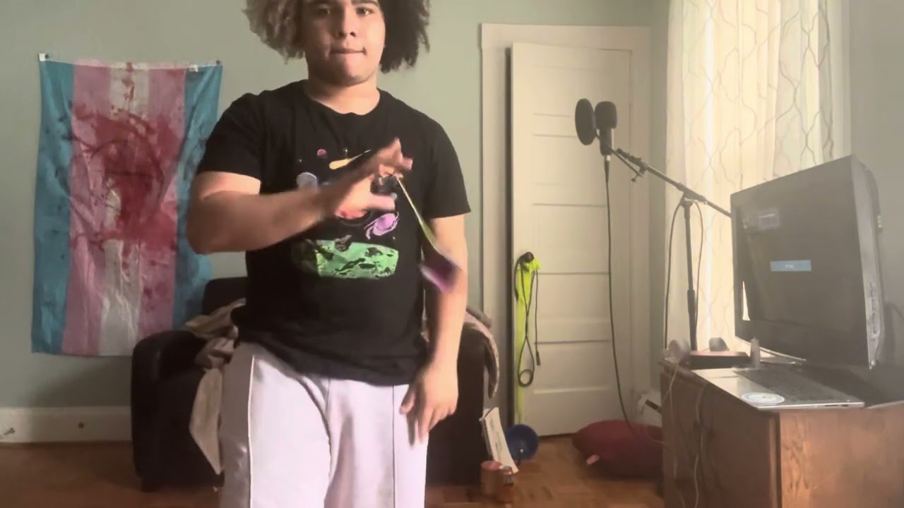 Books of War. (Yoyo performance)